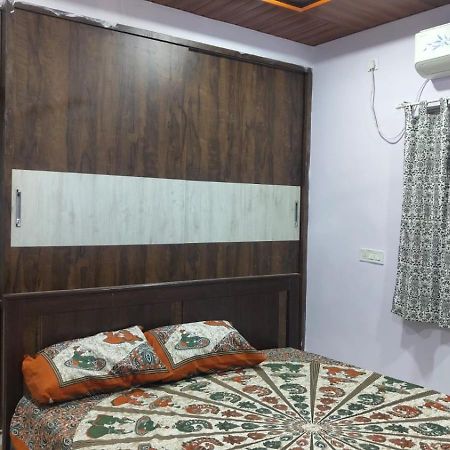 Sri Gowri Residency Villa Hyderabad Exteriör bild